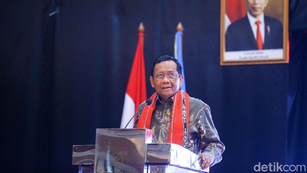 Mahfud Md: Relaksasi PSBB Bukan Berarti Langgar Protokol Kesehatan