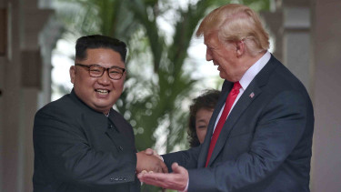 DPR Anggap Pertemuan Trump-Jong Un Sudah di Jalur yang Benar