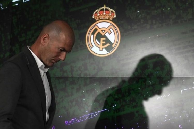 Bukan Mourinho atau Allegri, Berikut Calon Pengganti Zidane di Real Madrid