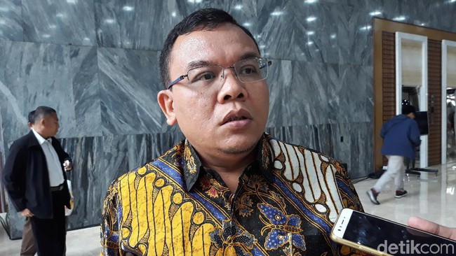 Luhut Minta Prabowo Tak Pakai Isu Agama di Pilpres, Ini Kata PAN