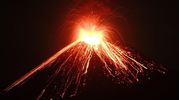 Gunung Anak Krakatau Keluarkan 56 Kali Letusan
