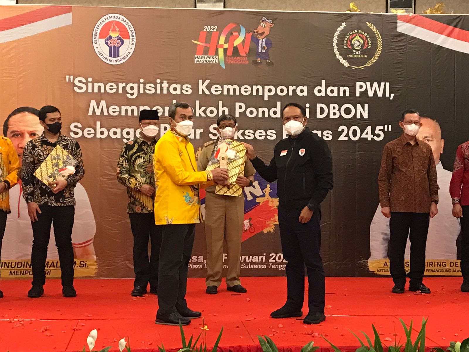 Jadikan Riau Centra DBON Cabor Dayung Menpora Apresiasi Komitmen Gubri 