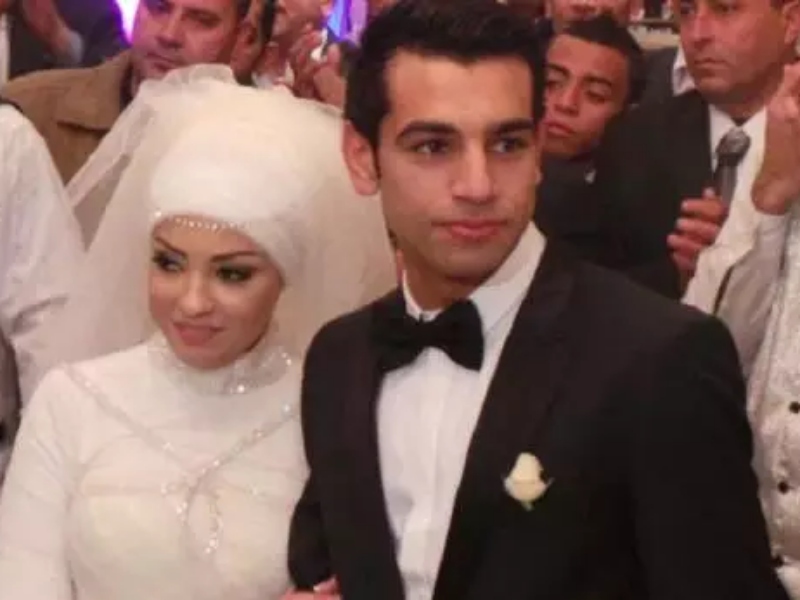 Jarang Terekspos Media, Begini Cantiknya Istri Mohamed Salah