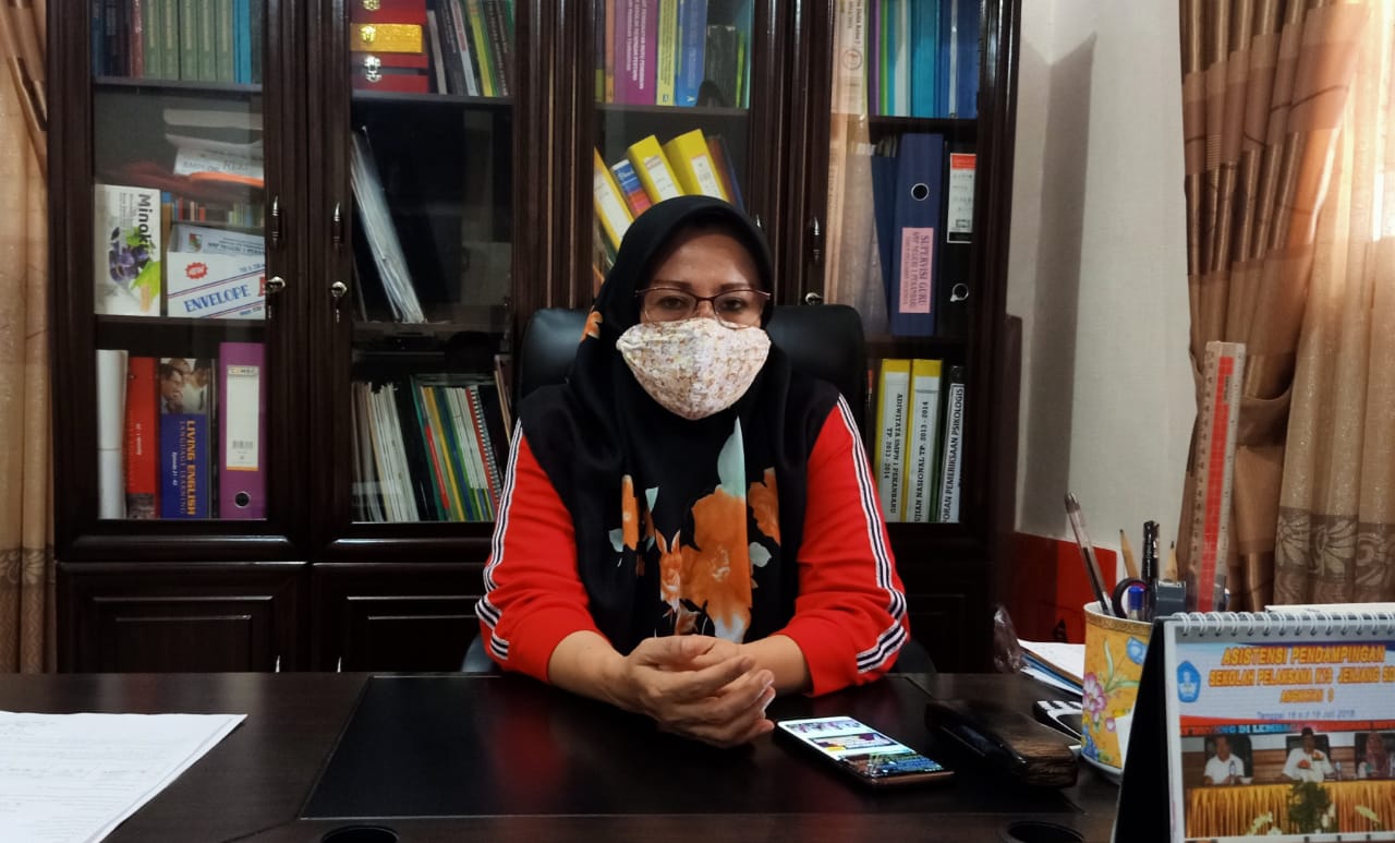 Pengambilan SKL di SMPN 1 Pekanbaru Harus Orangtua, Yusra: Tak Pakai Masker Dilarang Masuk