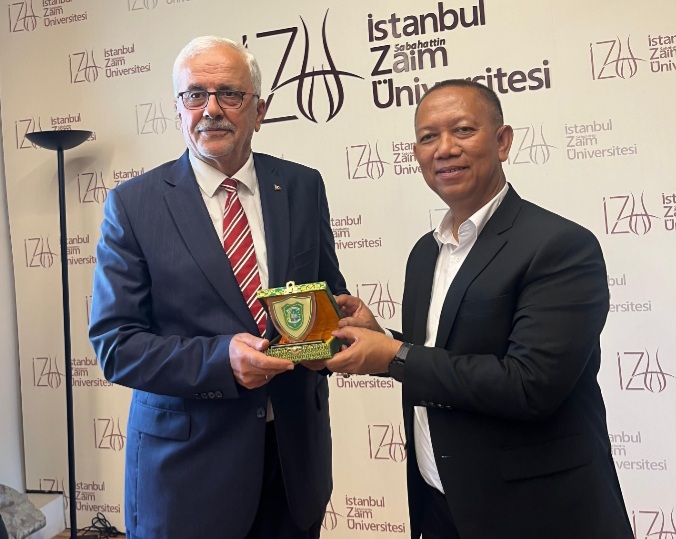 UIR Kerjasama dengan Istanbul Sabahatin Zaim University Turkey