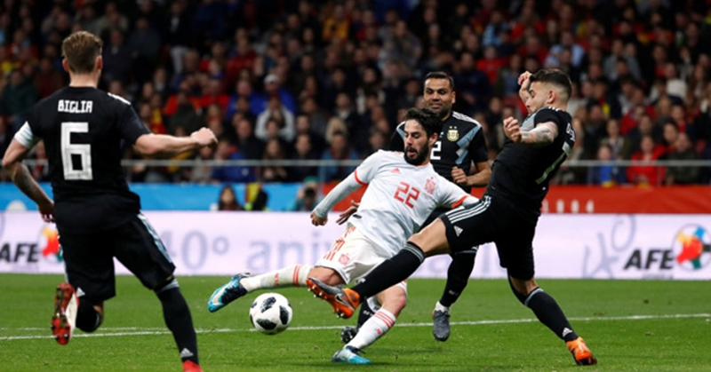 Cetak Hattrick, Isco Jadi Bintang Kemenangan Spanyol