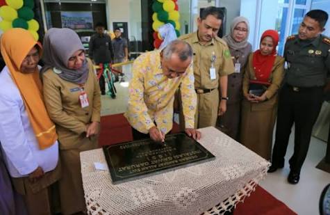 Resmikan IGD Terpadu RSJ Tampan, Gubri Ingatkan Pelayanan Maksimal