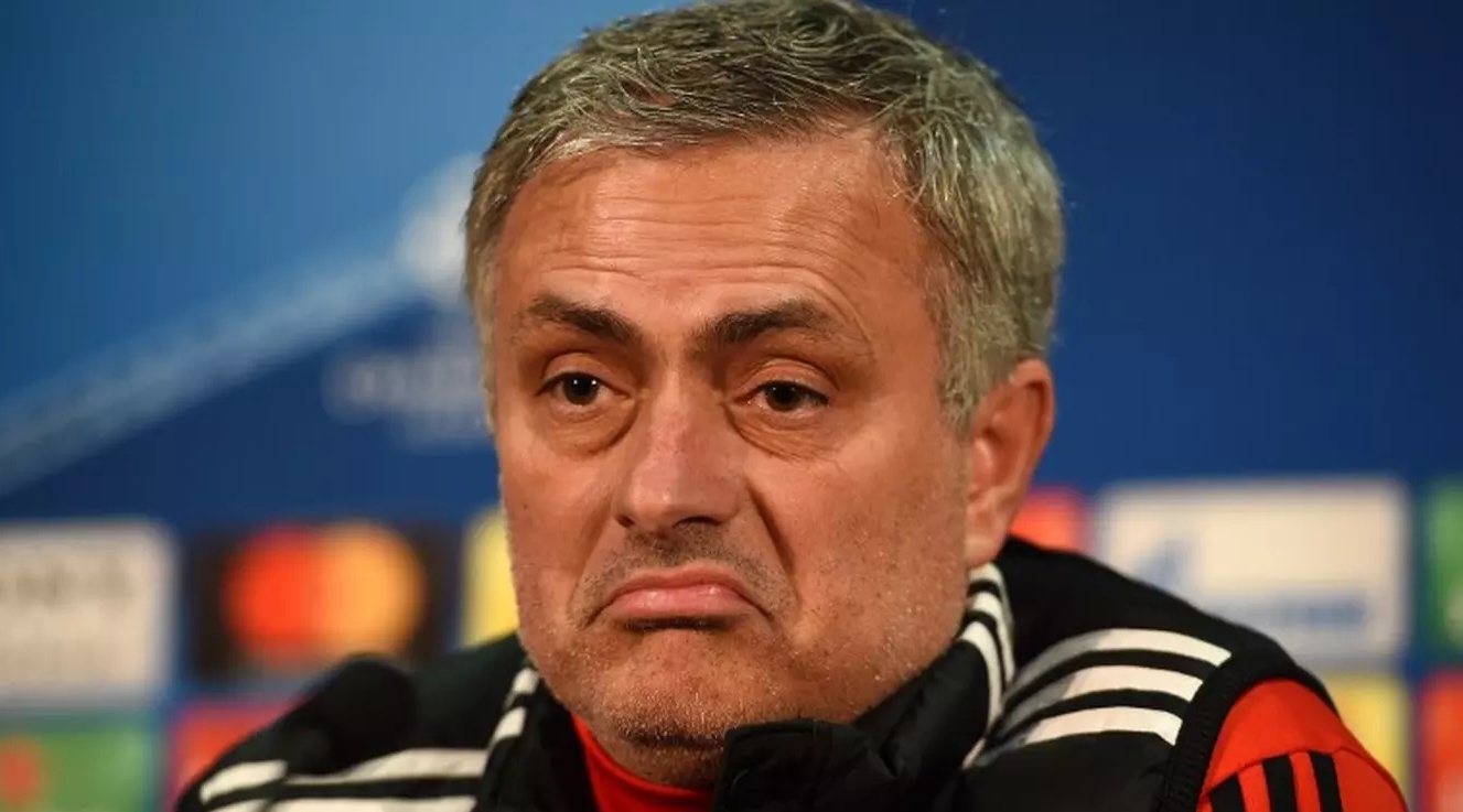 Jose Mourinho Sindir Frank De Boer