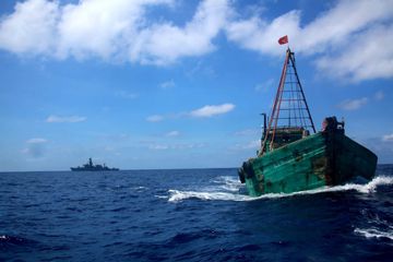 KKP Tangkap Kapal Pencuri Ikan Berbendera Vietnam di Natuna