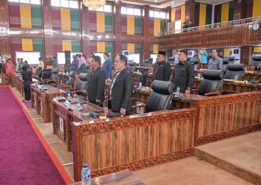 Fraksi DPRD Rohil Sampaikan Pandangan Umum atas Ranperda Pertanggungjawaban Pelaksanaan APBD Tahun Anggaran 2023