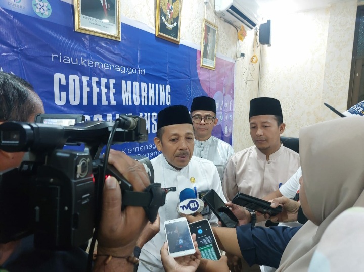 Dr. H. Muliardi Dilantik Sebagai Kepala Kanwil Kemenag Riau