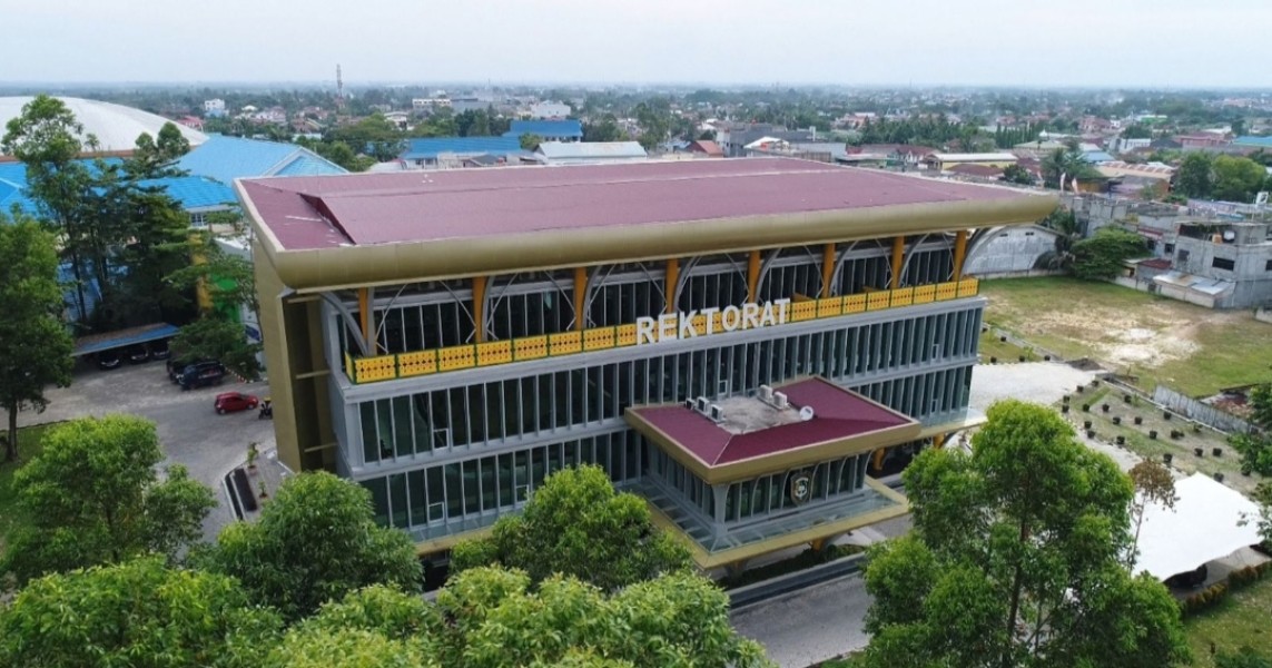 UIR Peringkat Kedua Kampus dengan Capaian Riset Terbaik di Riau