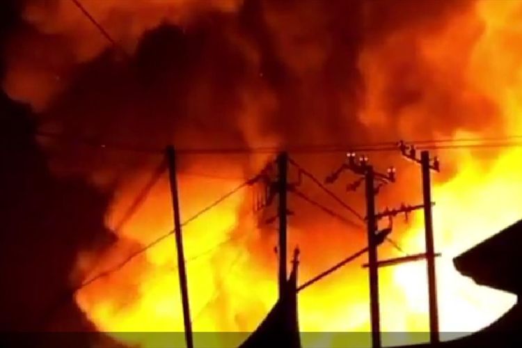 Pasar Lubuk Alung Padang Pariaman Terbakar