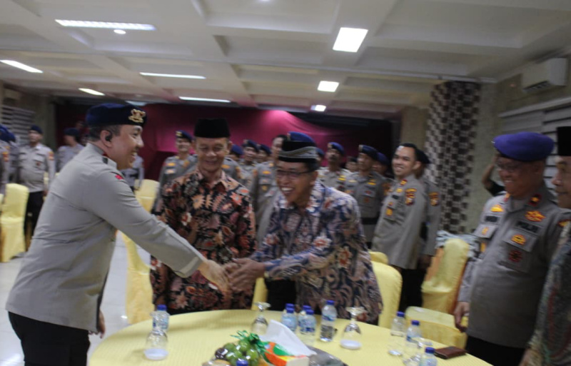 Kapolresta Pekanbaru Gelar Syukuran Bersama Ratusan Purna Brimob