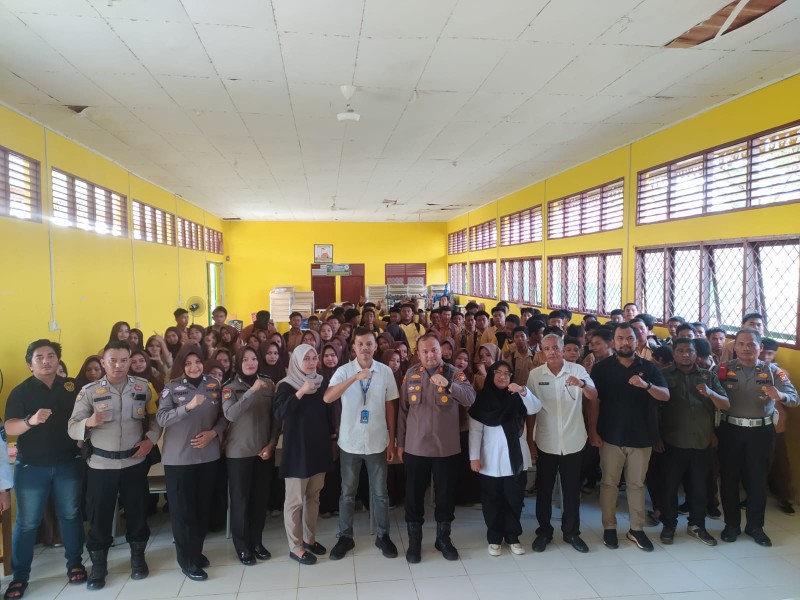 Polsek Bangko Sosialisasikan Bahaya Narkotika, Kenakalan Remaja Hingga Aturan Lalu Lintas di SMK N 1 Bangko