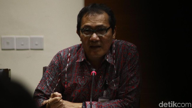 KPK Cari Wali Kota Blitar-Bupati Tulungagung: Segera Serahkan Diri!