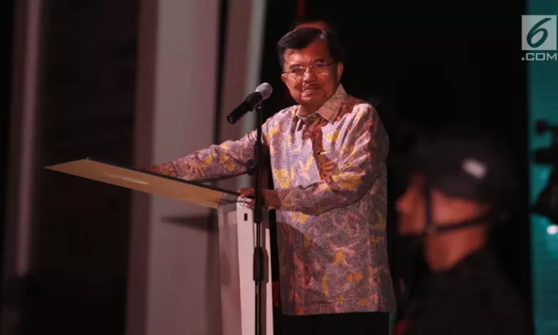 Jenderal TNI Tanpa Jabatan, Jusuf Kalla: Pensiun Saja Dulu