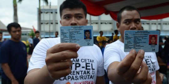 DPR dan Kemendagri Sepakat Tak Punya e-KTP Dilarang Memilih di Pemilu 2019