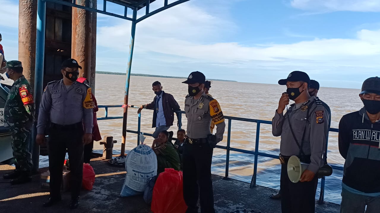 Polsek Kuala Kampar, TNI dan Syahbandar Gelar Operasi Yustisi di Pelabuhan
