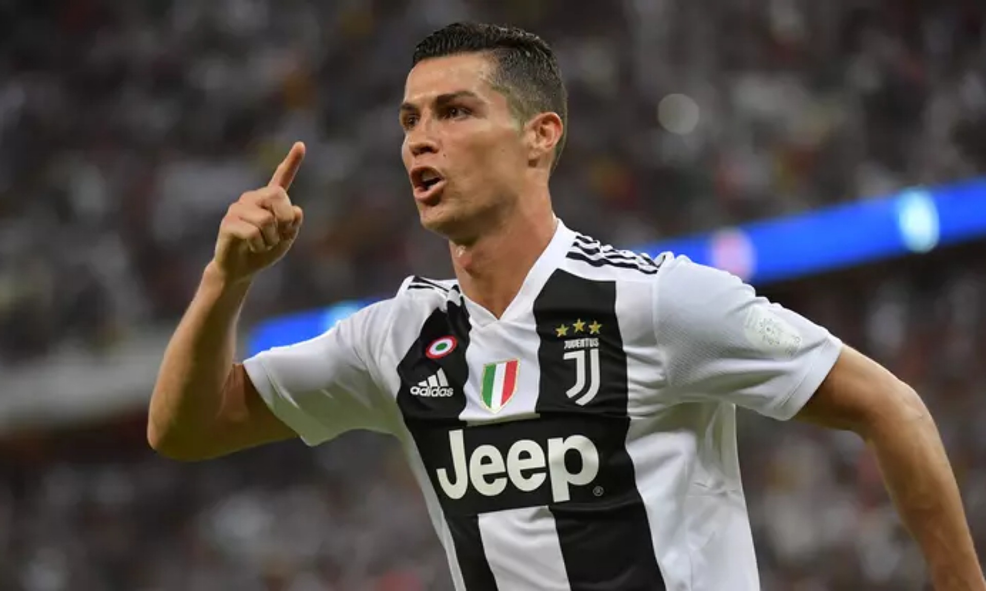 Cristiano Ronaldo Kritik Kebijakan Klub Bayar Mahal Transfer Pemain Mentah