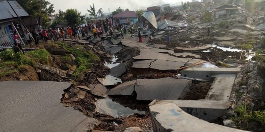 Pemerintah Diminta Segera Distribusikan Bantuan ke Korban Gempa Palu