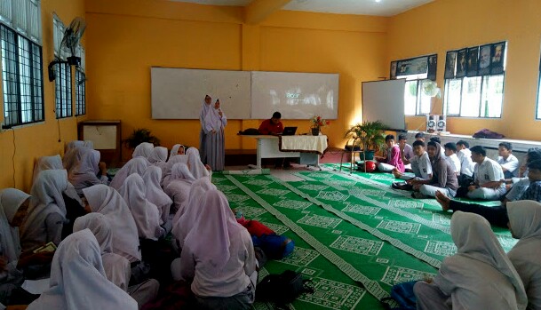 Siswa SMAN 12 Digembleng dengan Sholat, Ceramah Agama hingga Tahfiz Quran