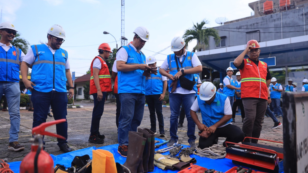 Jelang Nataru, PLN Siagakan 1.245 Personil Amankan Pasokan Listrik di Riau dan Kepulauan Riau