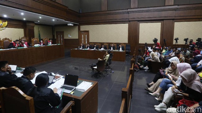 Setya Novanto Bantah Siapkan Rp 20 M untuk Suap KPK