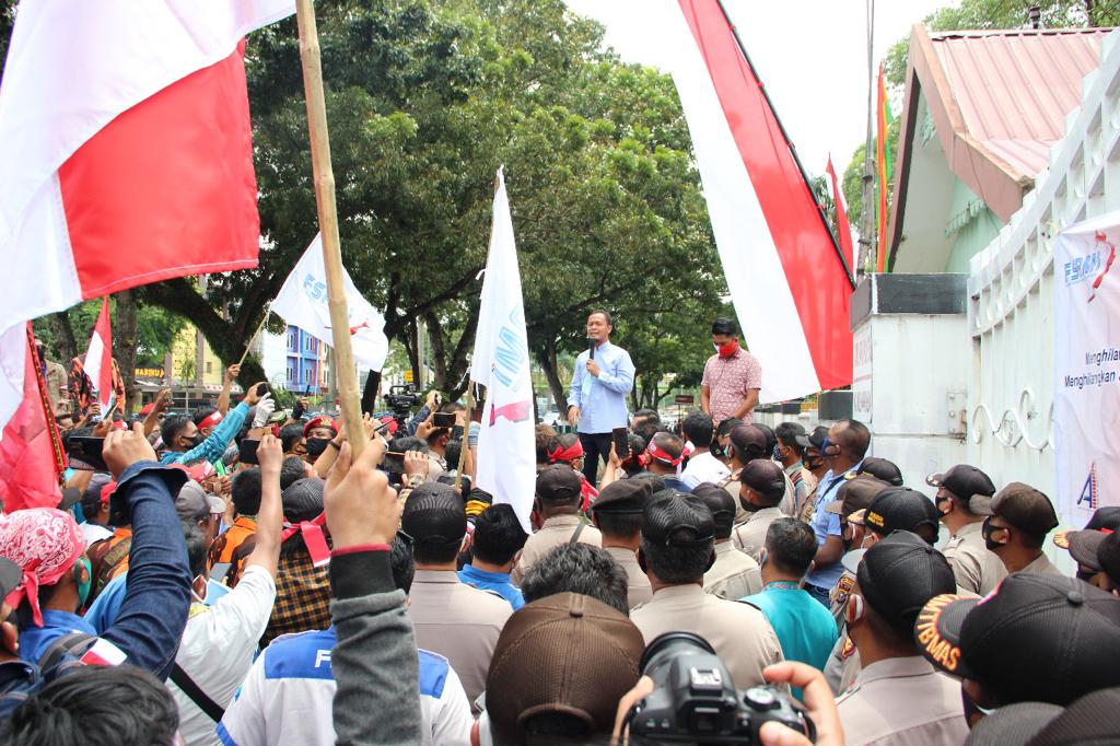 Buruh Riau Bersatu dan Mahasiswa Muhammadiyah Apresiasi Fraksi Partai Demokrat Tolak RUU Ciptaker 