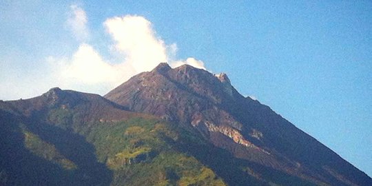 PVMBG: Terjadi Empat Kali Guguran Lava, Gunung Merapi Masih Berstatus Waspada