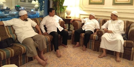 Prabowo umroh bareng Amien Rais, Gatot Nurmantyo ajak berpikir positif