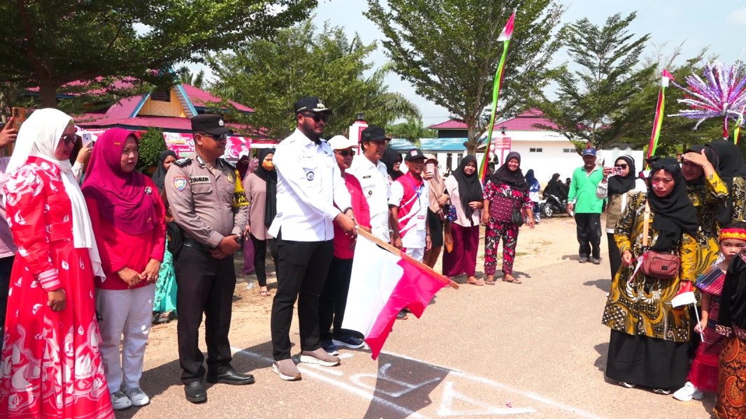 Meriahnya Karnaval Tingkat Desa di Rokan Hilir Sambut HUT RI ke 78 dan HUT Desa ke 20