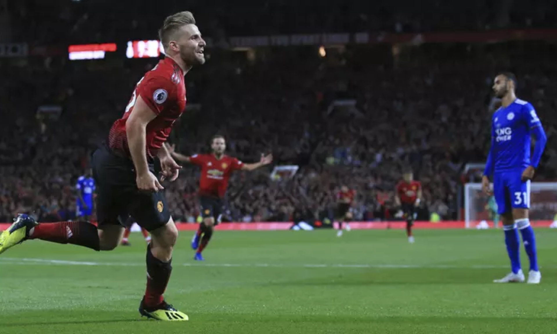 Manchester United Perpanjang Kontrak Luke Shaw