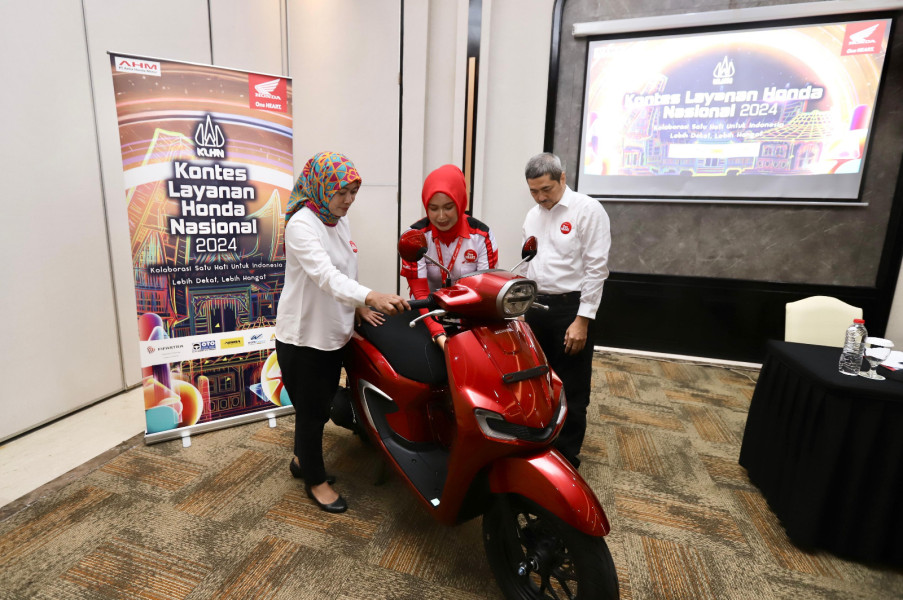 Komit Dalam Melayani, Capella Honda Riau Raih Juara 3 Nasional Kategori Front Line People