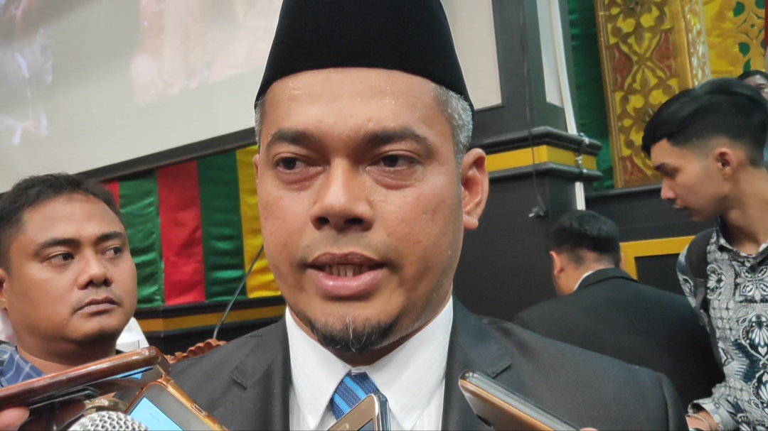 Resmi Dilantik Sebagai Ketua DPRD Pekanbaru, Hamdani: Innalillah..