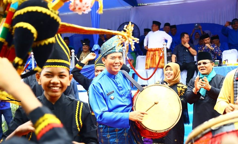 Walikota Pekanbaru Ikut Pawai Kebudayaan di Pekanbaru