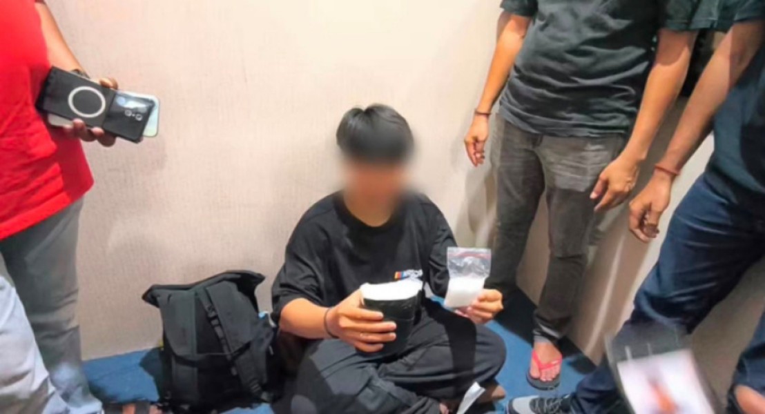 Polda Riau dan Avsec Bandara SSK II Gagalkan Penyelundupan 2,2 Kg Sabu