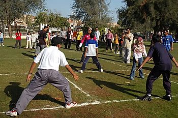 Permainan Jalur-jalur Seluncur Enaw Jadi Andalan Riau di Festival Olahraga Tradisional
