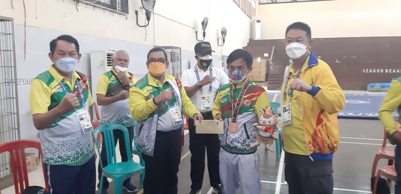 Wagub Riau Berikan Apresiasi kepada Atlet Peraih Medali di PON XX Papua