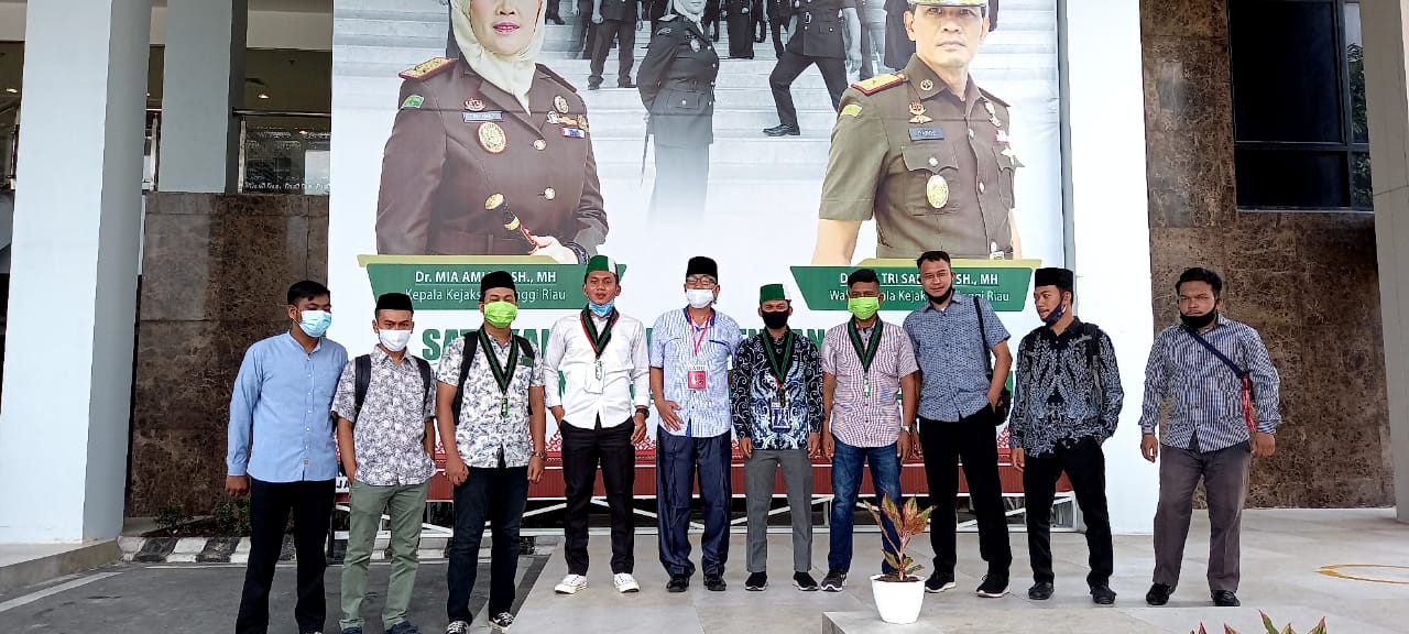 Berkas Perkara Tak Kunjung P21, Korban Penyerobotan Tanah Lapor Jaksa di Rohil ke Aswas Kejati Riau