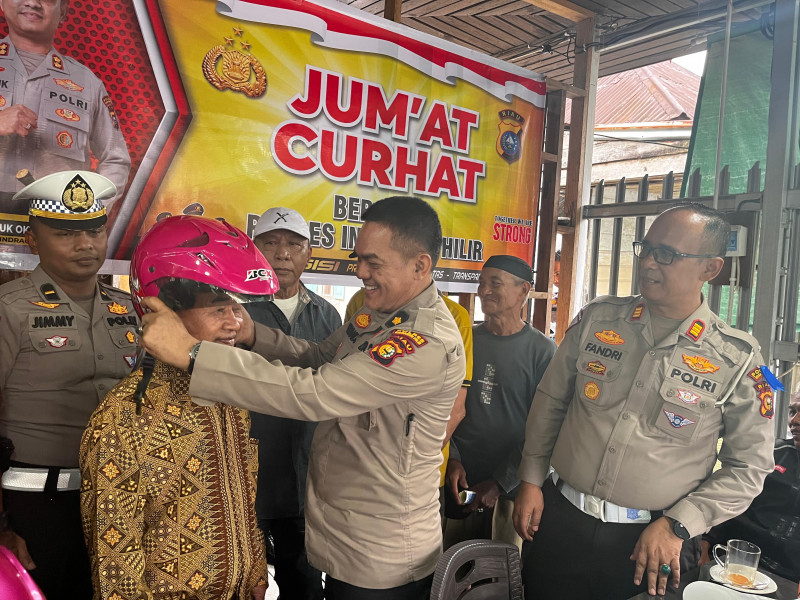 Satlantas Polres Inhil Gelar Jumat Curhat Bersama Masyarakat, AKP Fandri: Sampaikan Pesan Keselamatan Lalulintas