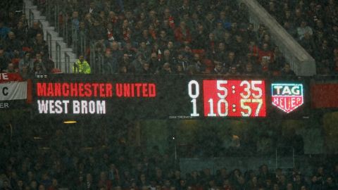 Manchester United Kalah, Manchester City Juara