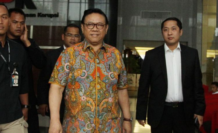 Agung Laksono Dukung KPK Umumkan Tersangka Peserta Pilkada 2018