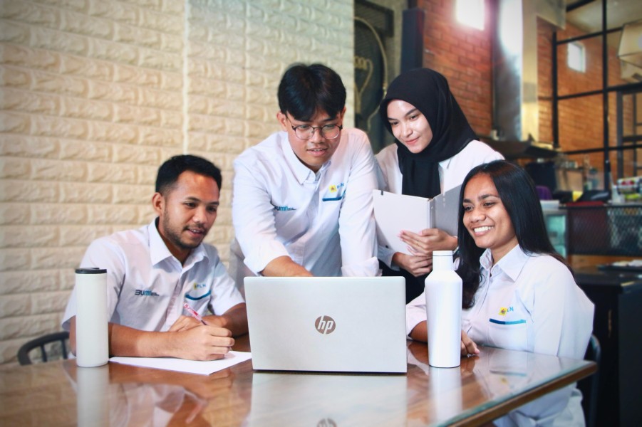 PLN Buka Lowongan Kerja bagi Lulusan D3 sampai S2 di Seluruh Indonesia