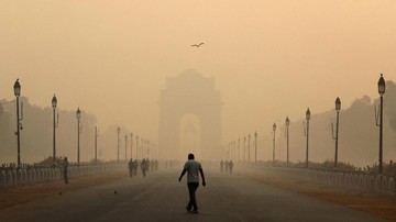 Polusi Makin Parah, India Bersiap Larang Kendaraan Pribadi