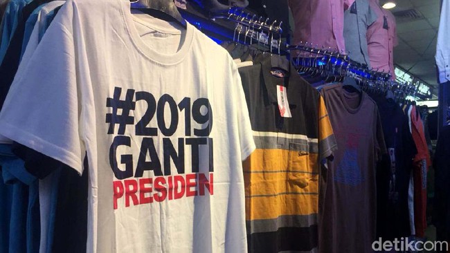LSI Denny JA: #2019GantiPresiden