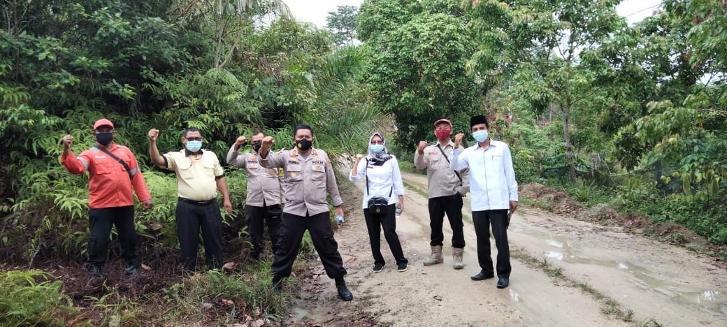 Polsek Bandar Sei Kijang Bersama Upika dan MPA Patroli Karhutla di Desa Kiyab Jaya