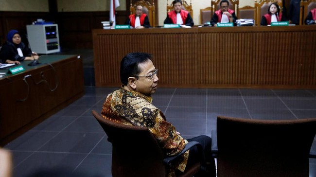 Hak Politik Novanto Dicabut Selama 5 Tahun
