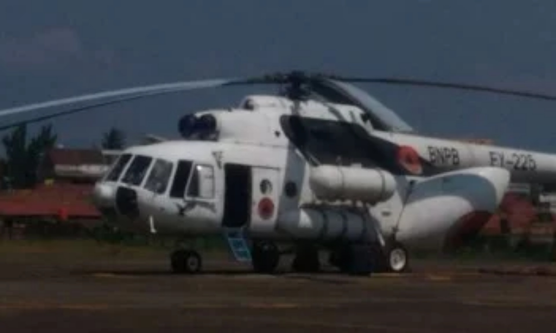 Padamkan Kebakaran Hutan, Dua Helikopter Rusia Diterbangkan ke Jambi