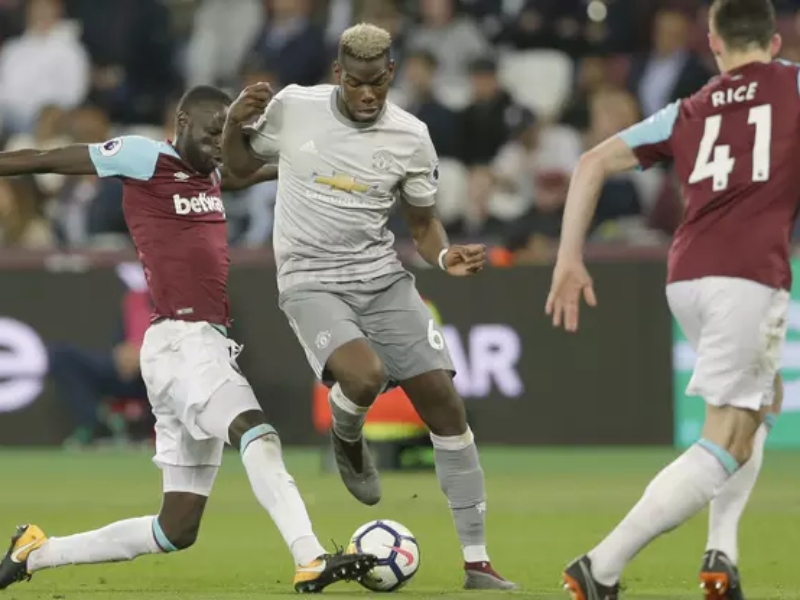 Legenda Manchester United Desak Pogba Bermain Menggunakan Otak